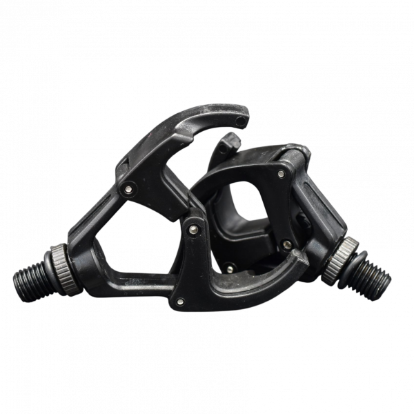 Zwei schwarze Rutenhalter-Clips zum Anklemmen – für festen Halt der Rute beim Ablegen